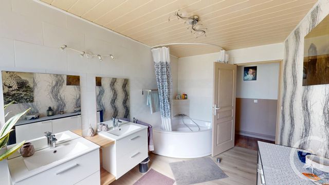 Maison à vendre - 7 pièces - 317 m2 - Grandfontaine Sur Creuse - 25 - FRANCHE-COMTE