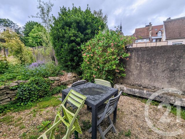 Appartement à louer - 2 pièces - 30 m2 - Ornans - 25 - FRANCHE-COMTE