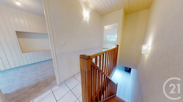 Appartement &agrave; louer - 3 pi&egrave;ces - 85 m2 - Valdahon - 25 - FRANCHE-COMTE