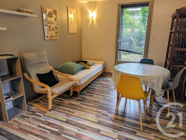 Appartement T2 &agrave; louer - 2 pi&egrave;ces - 30 m2 - Ornans - 25 - FRANCHE-COMTE