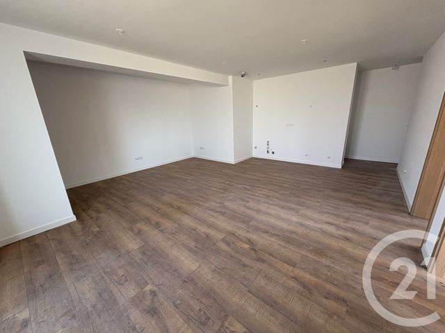 Afficher la photo en grand Appartement F3 à louer - 3 pièces - 65,54 m2 - Loray - 25 - FRANCHE-COMTE