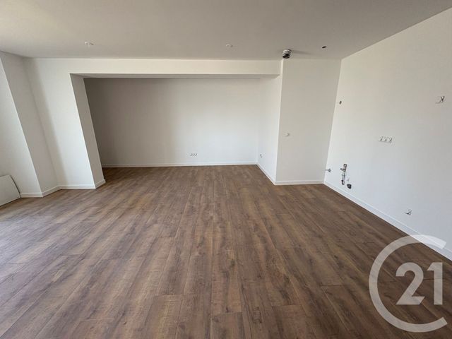 Afficher la photo en grand Appartement F3 à louer - 3 pièces - 65,54 m2 - Loray - 25 - FRANCHE-COMTE