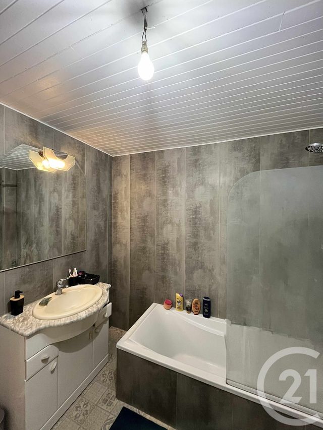 Appartement à louer - 4 pièces - 108 m2 - Landresse - 25 - FRANCHE-COMTE