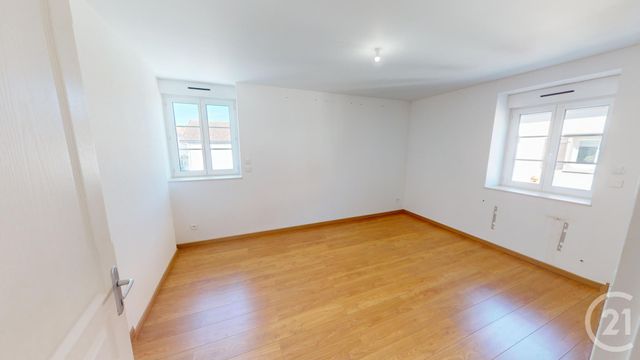 Appartement &agrave; louer - 3 pi&egrave;ces - 77,55 m2 - Vercel Villedieu Le Camp - 25 - FRANCHE-COMTE