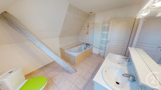 Appartement &agrave; louer - 3 pi&egrave;ces - 77,55 m2 - Vercel Villedieu Le Camp - 25 - FRANCHE-COMTE