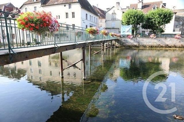 Appartement F3 &agrave; vendre - 3 pi&egrave;ces - 61,60 m2 - Ornans - 25 - FRANCHE-COMTE