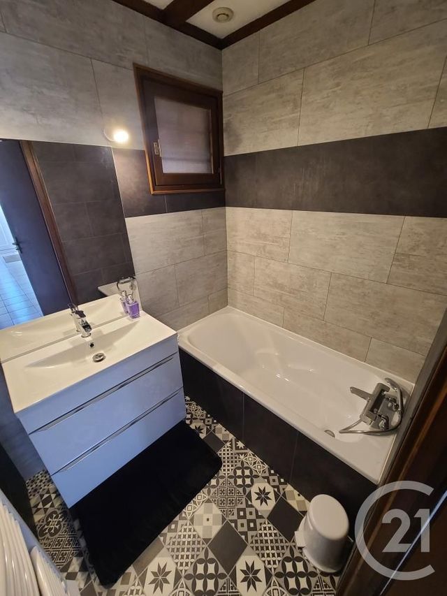 Maison &agrave; louer - 5 pi&egrave;ces - 101,40 m2 - Valdahon - 25 - FRANCHE-COMTE