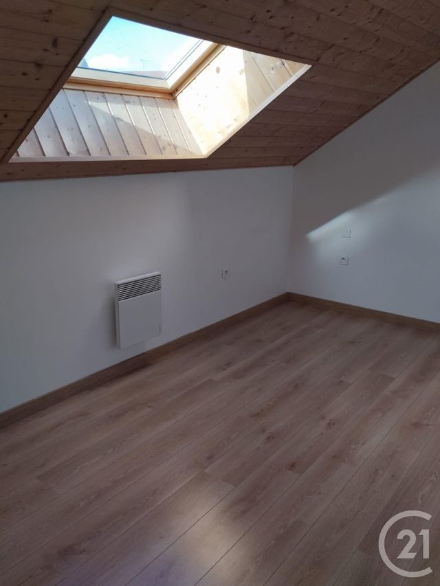 Appartement F4 &agrave; louer - 4 pi&egrave;ces - 81 m2 - Flangebouche - 25 - FRANCHE-COMTE