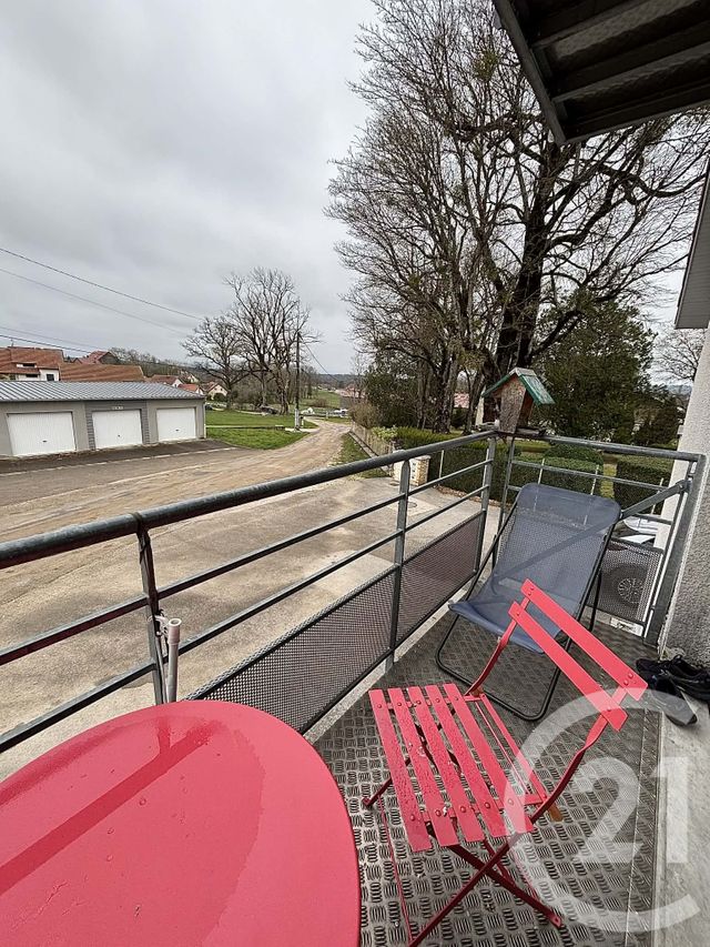 Appartement F3 &agrave; louer - 3 pi&egrave;ces - 85,50 m2 - Etalans - 25 - FRANCHE-COMTE