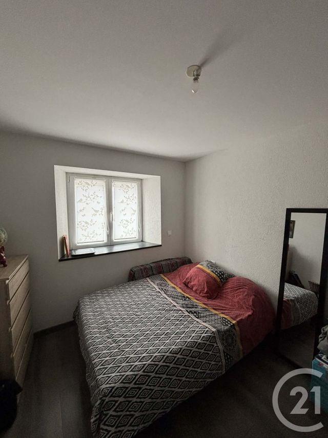 Appartement F3 &agrave; louer - 3 pi&egrave;ces - 85,50 m2 - Etalans - 25 - FRANCHE-COMTE