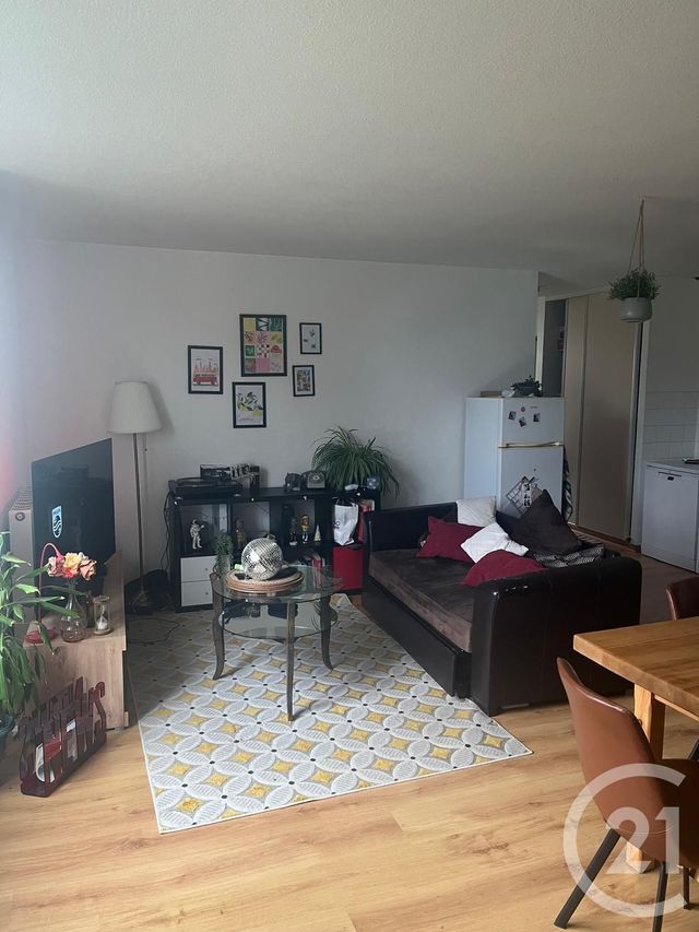 Appartement F4 &agrave; louer - 4 pi&egrave;ces - 81 m2 - Avoudrey - 25 - FRANCHE-COMTE