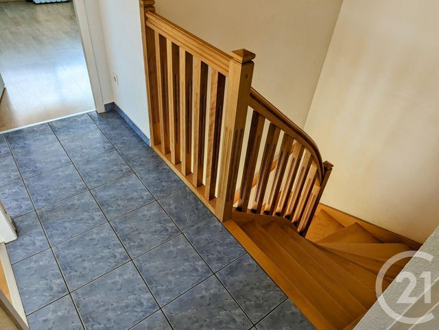 Appartement F4 &agrave; louer - 4 pi&egrave;ces - 92 m2 - Valdahon - 25 - FRANCHE-COMTE