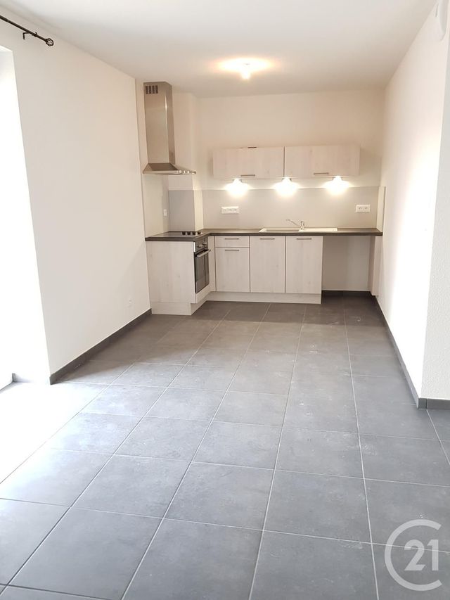 Appartement F3 &agrave; louer - 3 pi&egrave;ces - 63,20 m2 - Valdahon - 25 - FRANCHE-COMTE