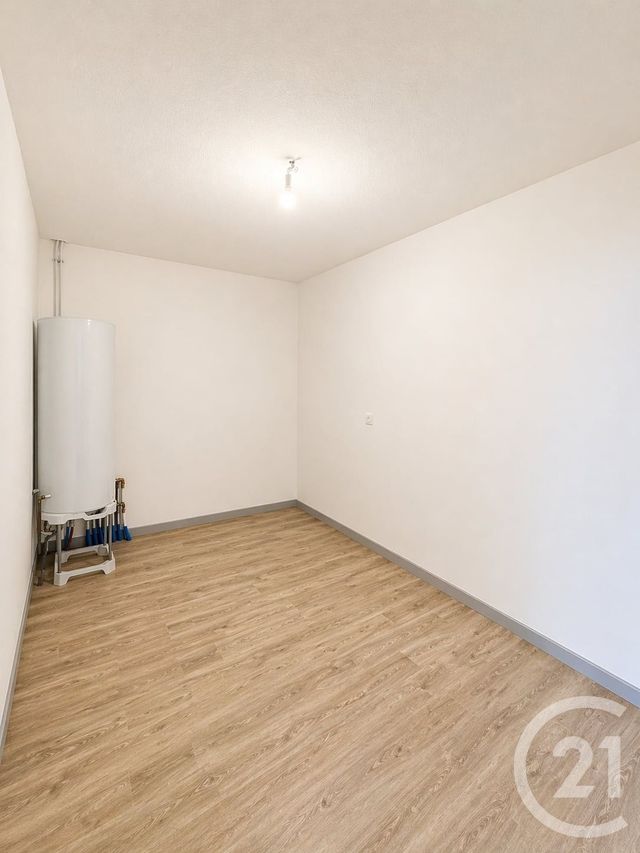 Appartement &agrave; louer - 4 pi&egrave;ces - 107,25 m2 - Pierrefontaine Les Varans - 25 - FRANCHE-COMTE