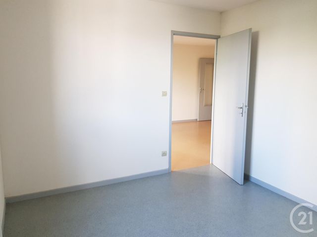 Appartement F3 &agrave; louer - 3 pi&egrave;ces - 71,26 m2 - Valdahon - 25 - FRANCHE-COMTE