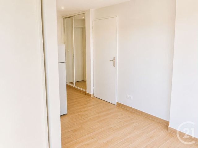 Appartement F1 &agrave; louer - 1 pi&egrave;ce - 32 m2 - Ornans - 25 - FRANCHE-COMTE