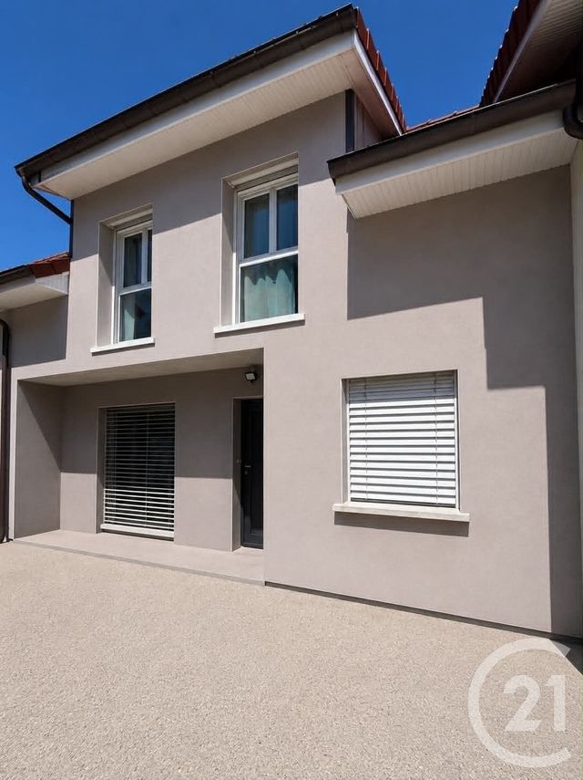 Maison &agrave; louer - 5 pi&egrave;ces - 115 m2 - Etalans - 25 - FRANCHE-COMTE