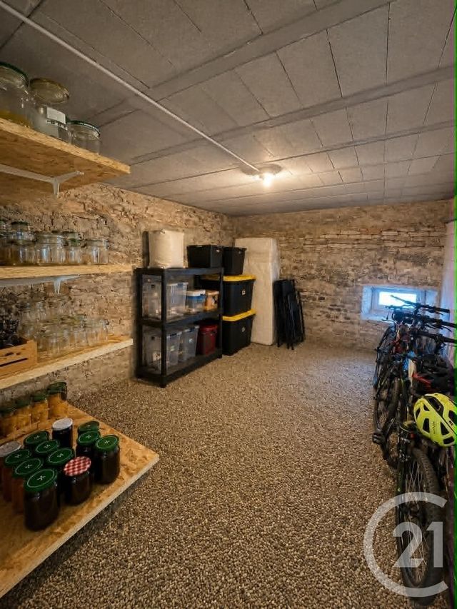Appartement &agrave; louer - 4 pi&egrave;ces - 105 m2 - Avoudrey - 25 - FRANCHE-COMTE