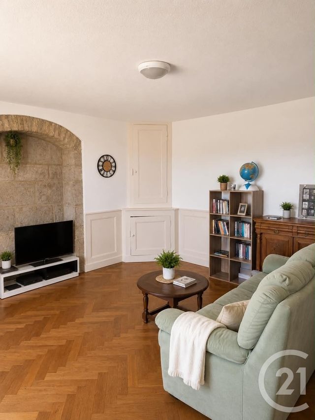 Appartement &agrave; louer - 4 pi&egrave;ces - 105 m2 - Avoudrey - 25 - FRANCHE-COMTE