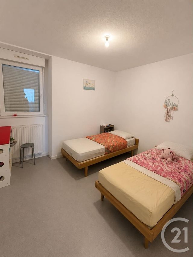 Appartement &agrave; louer - 4 pi&egrave;ces - 105 m2 - Avoudrey - 25 - FRANCHE-COMTE