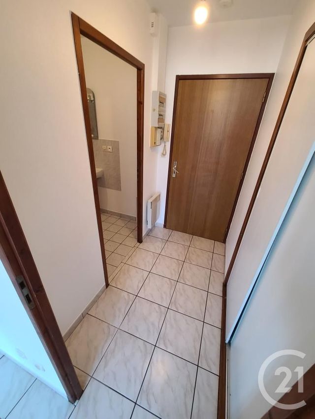 Appartement F1 &agrave; louer - 1 pi&egrave;ce - 29,40 m2 - Valdahon - 25 - FRANCHE-COMTE