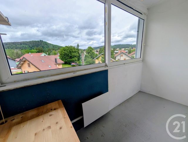 Appartement &agrave; louer - 3 pi&egrave;ces - 65 m2 - Orchamps Vennes - 25 - FRANCHE-COMTE