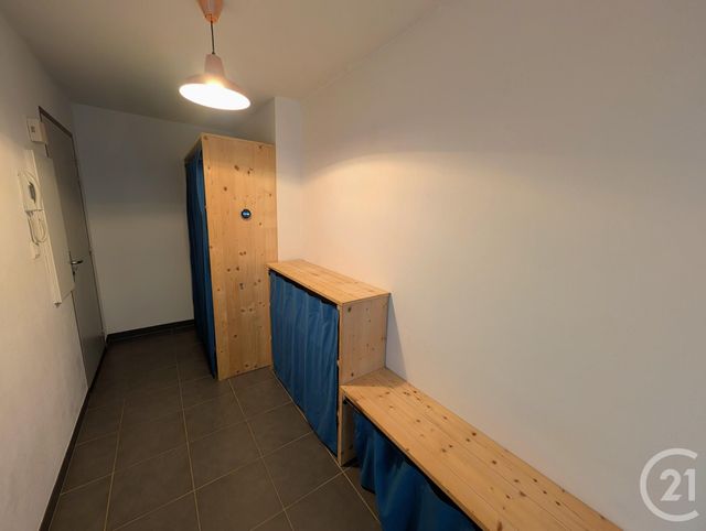 Appartement &agrave; louer - 3 pi&egrave;ces - 65 m2 - Orchamps Vennes - 25 - FRANCHE-COMTE