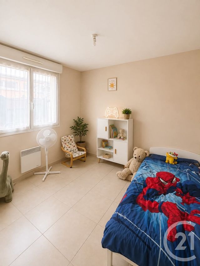 Appartement &agrave; louer - 4 pi&egrave;ces - 80 m2 - Vercel Villedieu Le Camp - 25 - FRANCHE-COMTE