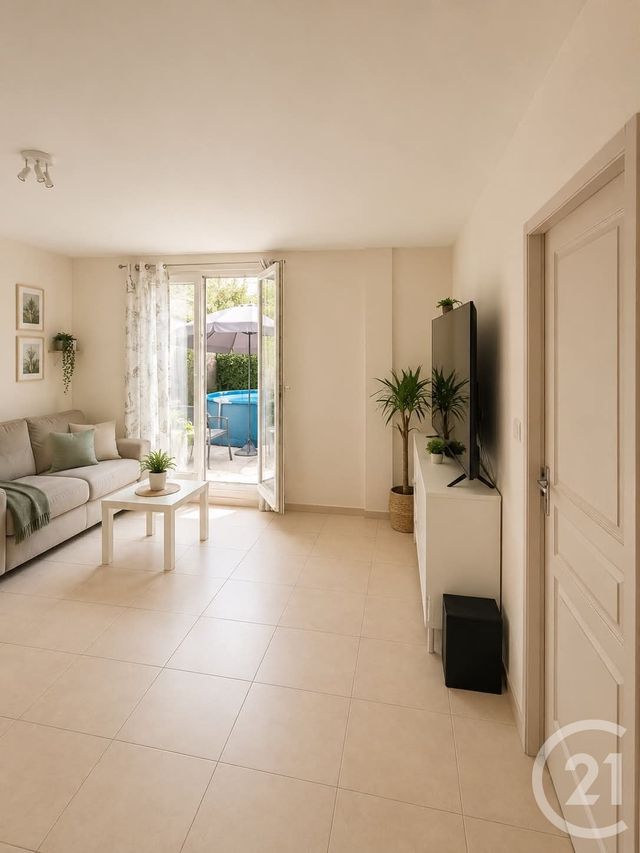 Appartement &agrave; louer - 4 pi&egrave;ces - 80 m2 - Vercel Villedieu Le Camp - 25 - FRANCHE-COMTE