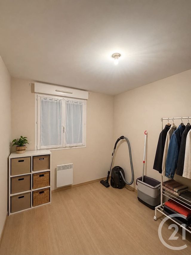 Appartement &agrave; louer - 4 pi&egrave;ces - 80 m2 - Vercel Villedieu Le Camp - 25 - FRANCHE-COMTE
