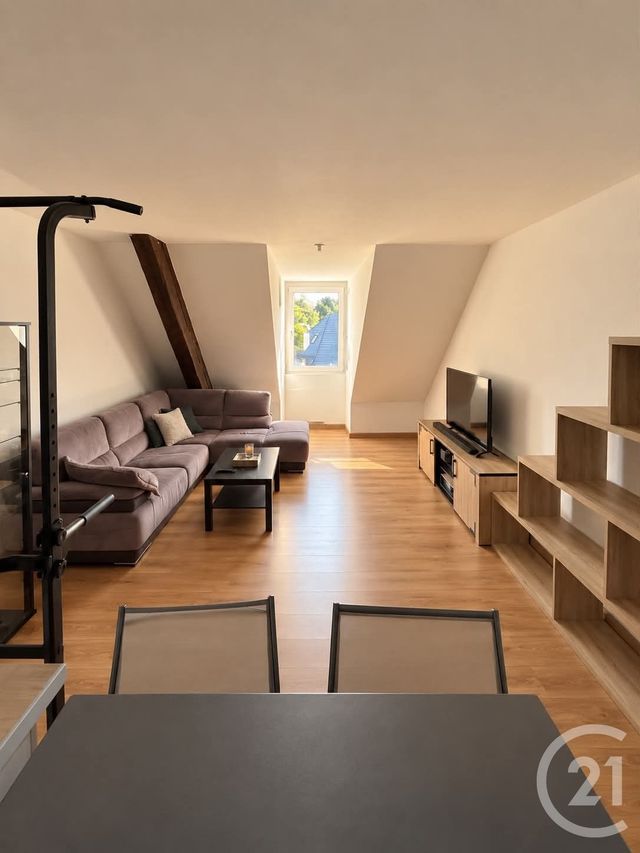 Appartement F4 &agrave; louer - 4 pi&egrave;ces - 77 m2 - Avoudrey - 25 - FRANCHE-COMTE