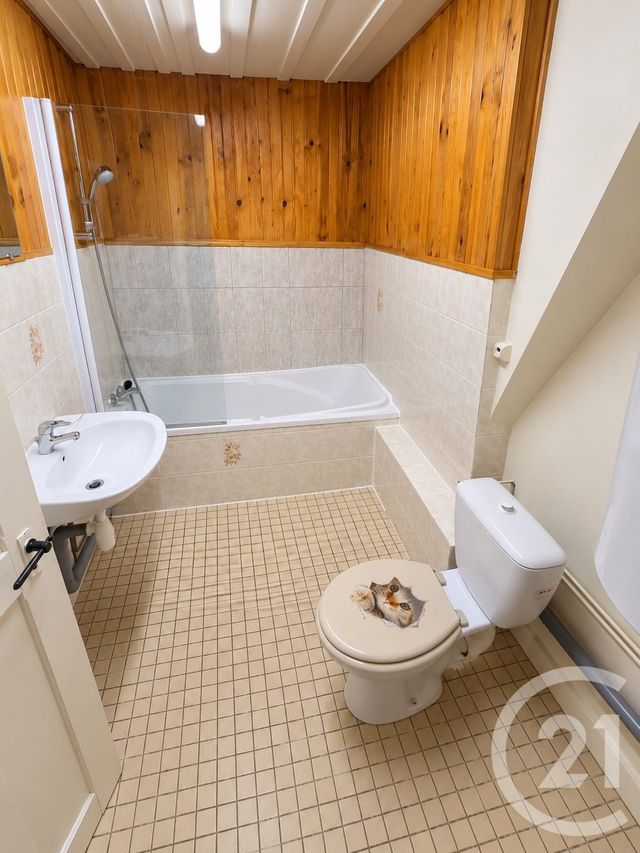 Appartement F2 &agrave; louer - 2 pi&egrave;ces - 43 m2 - Avoudrey - 25 - FRANCHE-COMTE