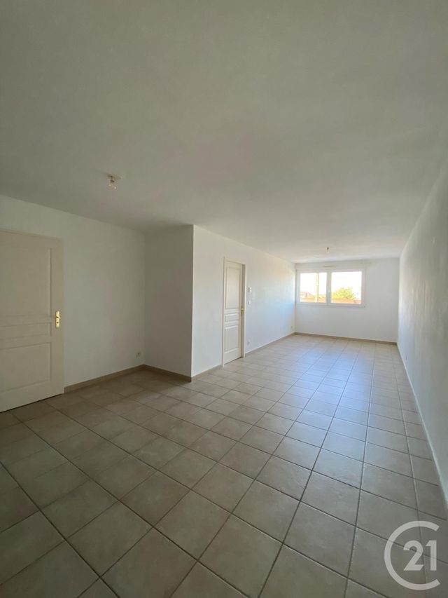Appartement F2 &agrave; louer - 2 pi&egrave;ces - 48,50 m2 - Valdahon - 25 - FRANCHE-COMTE