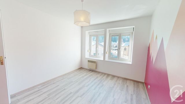 Appartement F4 &agrave; vendre - 5 pi&egrave;ces - 83,78 m2 - Maiche - 25 - FRANCHE-COMTE