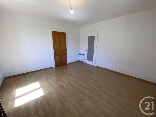 Appartement F4 &agrave; louer - 4 pi&egrave;ces - 79,75 m2 - Damprichard - 25 - FRANCHE-COMTE