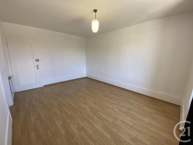 Appartement F4 &agrave; louer - 4 pi&egrave;ces - 79,75 m2 - Damprichard - 25 - FRANCHE-COMTE
