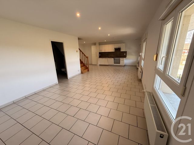 Appartement F3 &agrave; louer - 3 pi&egrave;ces - 72,42 m2 - Charquemont - 25 - FRANCHE-COMTE