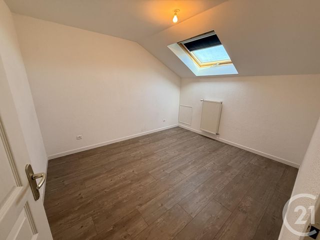 Appartement F3 &agrave; louer - 3 pi&egrave;ces - 72,42 m2 - Charquemont - 25 - FRANCHE-COMTE