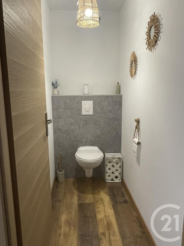 Appartement F4 &agrave; louer - 4 pi&egrave;ces - 117,30 m2 - Charquemont - 25 - FRANCHE-COMTE