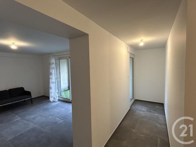 Appartement F4 &agrave; louer - 4 pi&egrave;ces - 76,40 m2 - Charquemont - 25 - FRANCHE-COMTE