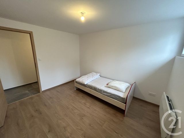 Appartement F4 &agrave; louer - 4 pi&egrave;ces - 76,40 m2 - Charquemont - 25 - FRANCHE-COMTE