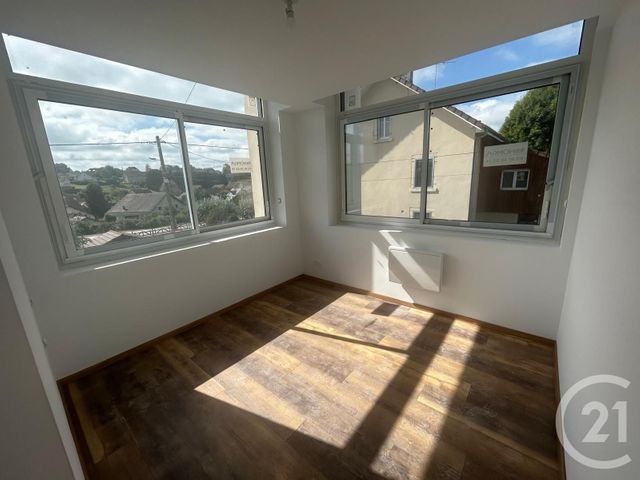 Appartement F4 &agrave; louer - 4 pi&egrave;ces - 86,75 m2 - Charquemont - 25 - FRANCHE-COMTE