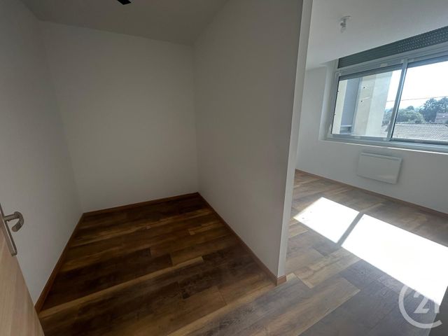 Appartement F4 &agrave; louer - 4 pi&egrave;ces - 86,75 m2 - Charquemont - 25 - FRANCHE-COMTE