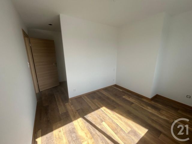 Appartement F4 &agrave; louer - 4 pi&egrave;ces - 86,75 m2 - Charquemont - 25 - FRANCHE-COMTE