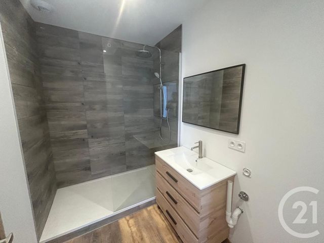 Appartement F4 &agrave; louer - 4 pi&egrave;ces - 86,75 m2 - Charquemont - 25 - FRANCHE-COMTE