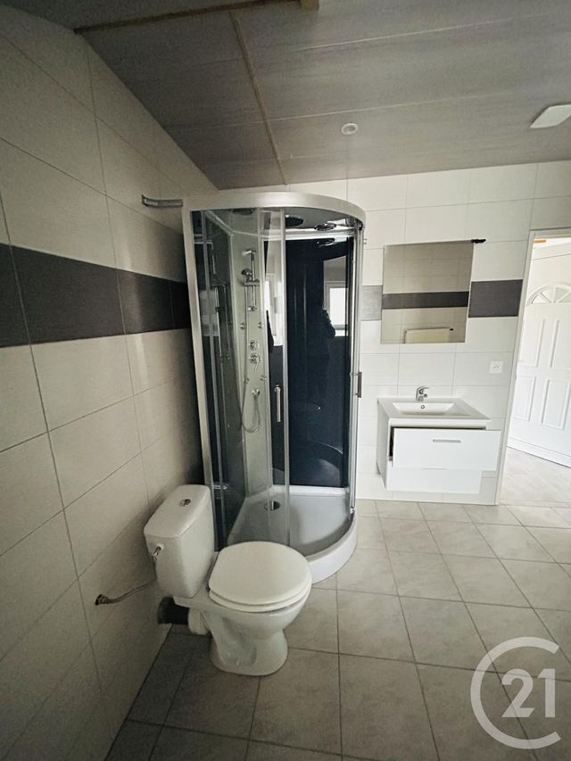Appartement F2 &agrave; louer - 2 pi&egrave;ces - 45 m2 - Sancey - 25 - FRANCHE-COMTE