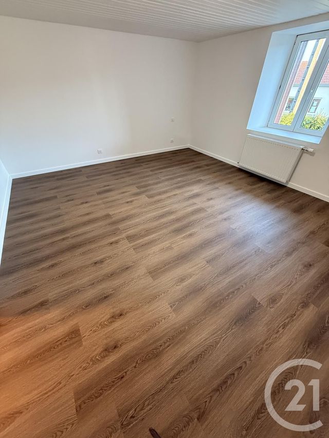 Maison à louer - 6 pièces - 152 m2 - Bonnetage - 25 - FRANCHE-COMTE