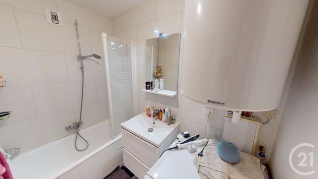 Appartement F3 &agrave; vendre - 4 pi&egrave;ces - 63 m2 - Maiche - 25 - FRANCHE-COMTE