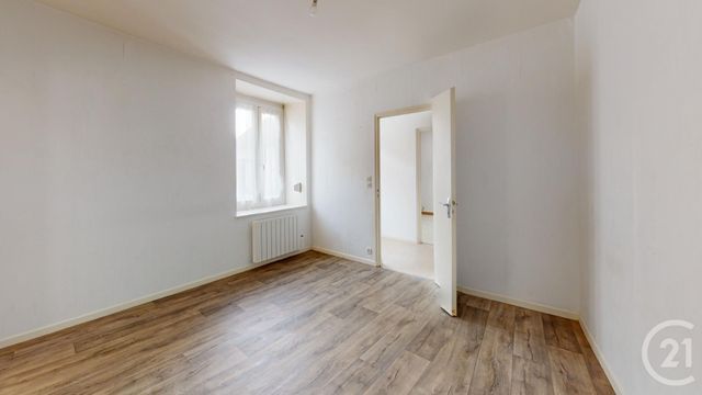 Appartement F4 &agrave; vendre - 4 pi&egrave;ces - 65 m2 - Maiche - 25 - FRANCHE-COMTE