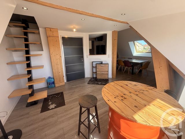 Appartement F3 &agrave; louer - 3 pi&egrave;ces - 43,62 m2 - Charquemont - 25 - FRANCHE-COMTE